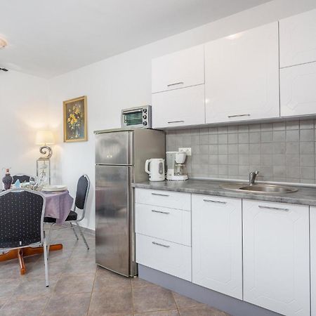 Nice Apartment In Sveti Vid-Miholjice Экстерьер фото