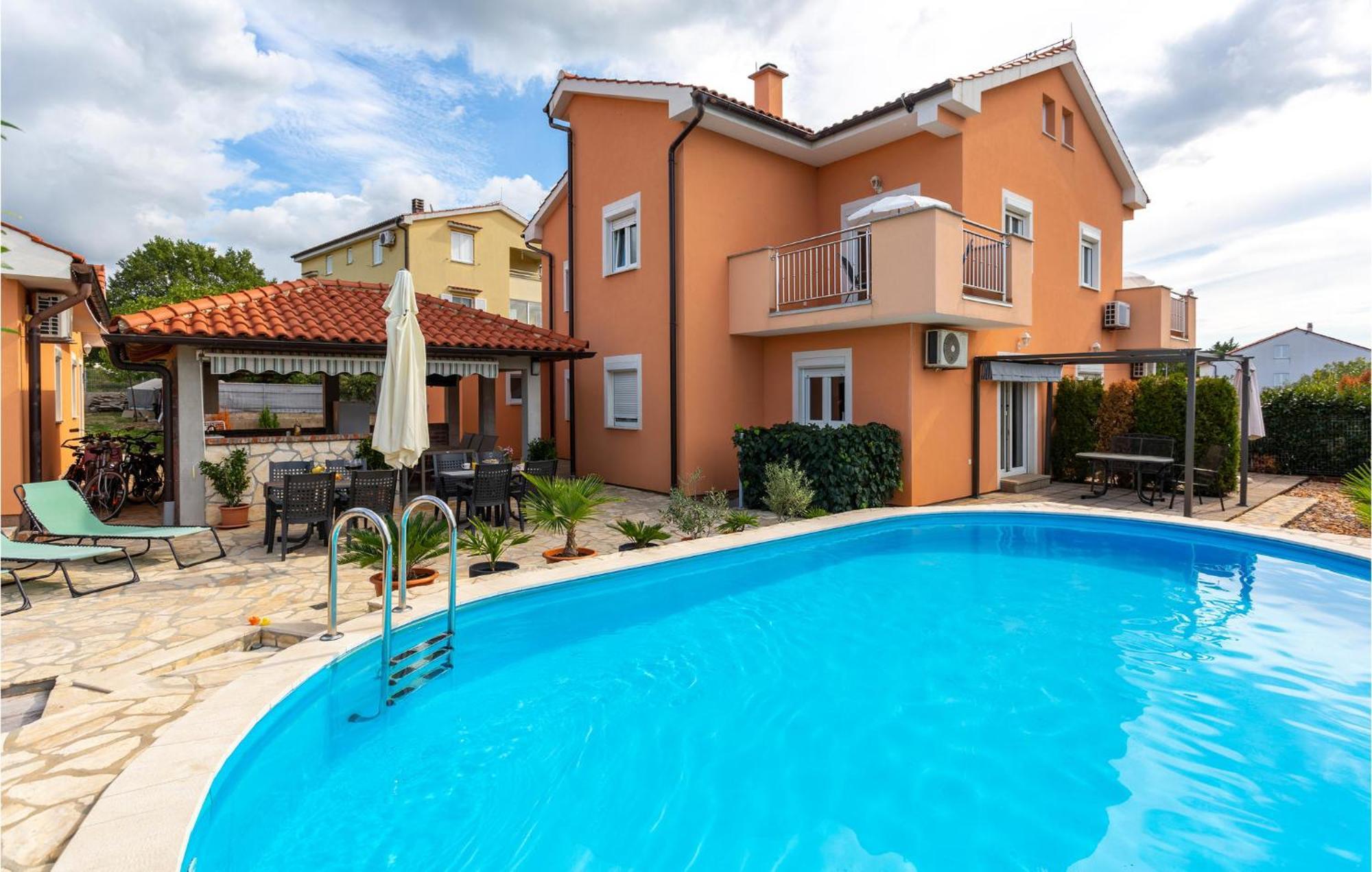 Nice Apartment In Sveti Vid-Miholjice Экстерьер фото