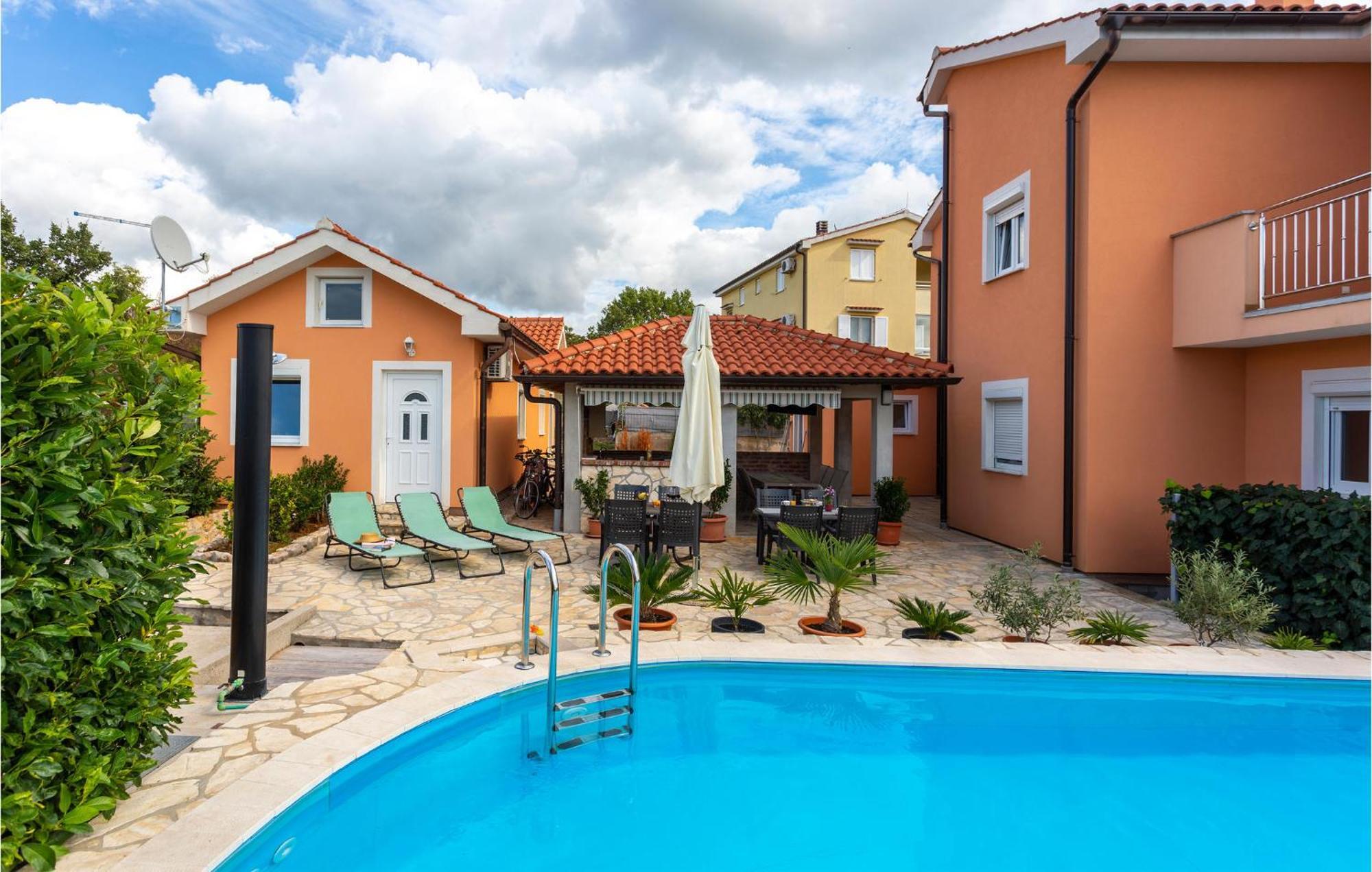 Nice Apartment In Sveti Vid-Miholjice Экстерьер фото